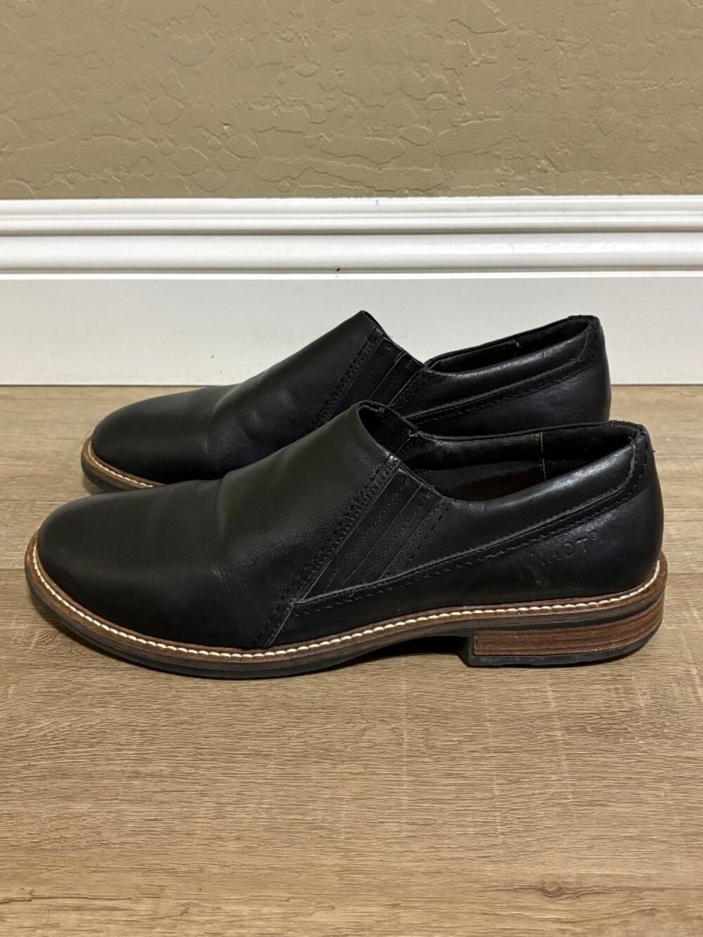 NAOT Director Slip On Shoes Size 42 (9-9.5)